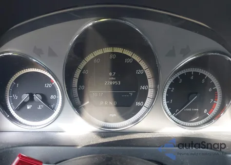 2009 Mercedes-Benz C 300 Luxury 4Matic/Sport 4Matic from USA, damaged, VIN WDDGF81X09F250443